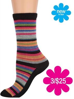 NWT 🦋 Merino wool blend multi-coloured socks | Size: fits 6-9